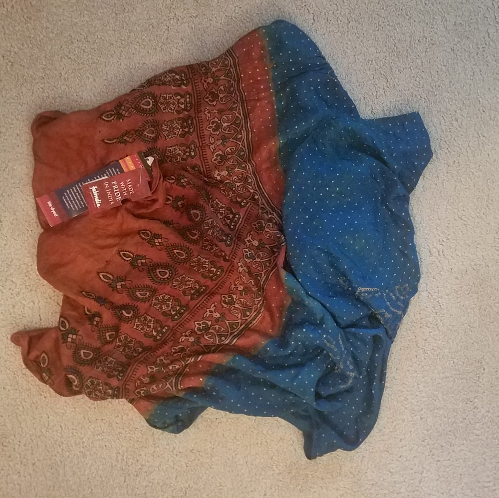 Handmade Scarf - Picture 2 of 3